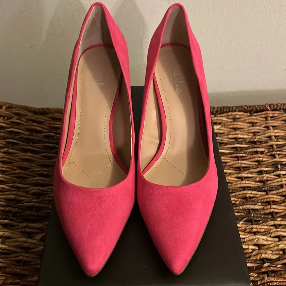 Charles David Pink suede block heels. Size 9 - Picture 2 of 6